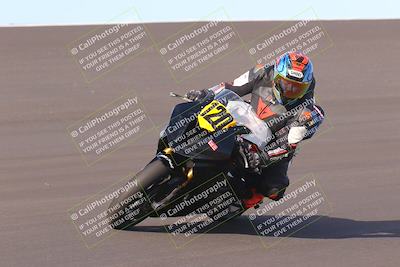 media/Sep-11-2022-SoCal Trackdays (Sun) [[81b7e951af]]/Bowl (820am)/